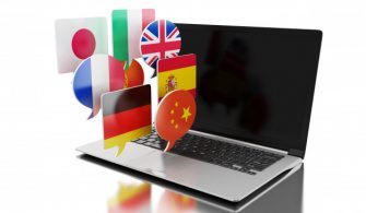 3d-laptop-with-bubble-speech-flags_58466-3760