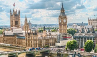 houses-parliament-big-ben-london-with-cloudy-background_51828-23